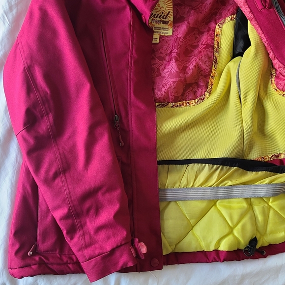 LIQUID freerider Snowboard Jacket - Picture 8 of 10